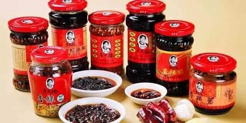 遵義零距離丨世界都在關注遵義,你還在八卦王寶強